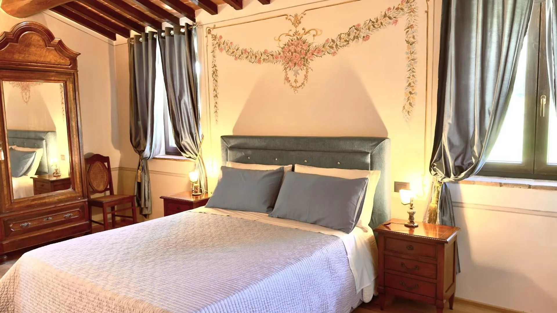 Relais Santa Margherita Arezzo 0*,  Italië