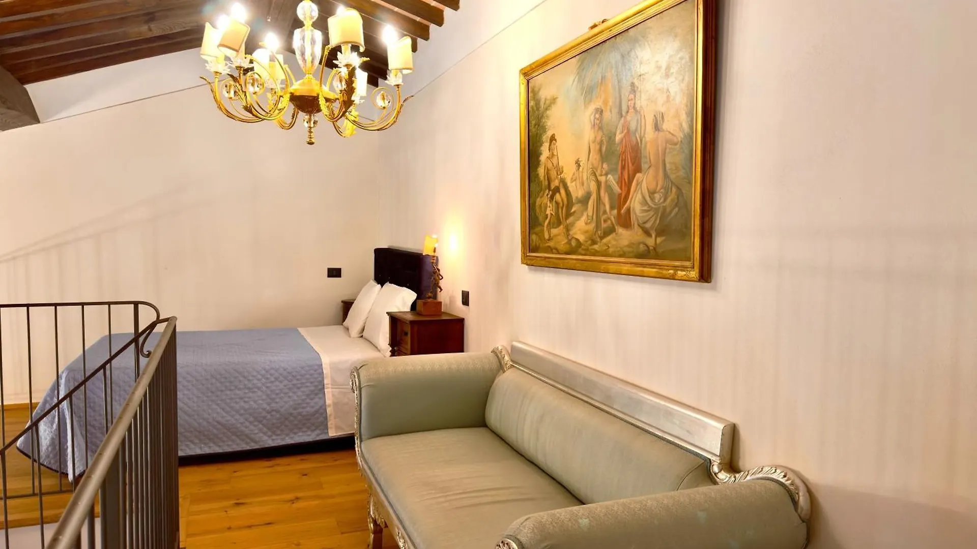 Relais Santa Margherita Arezzo 0*,